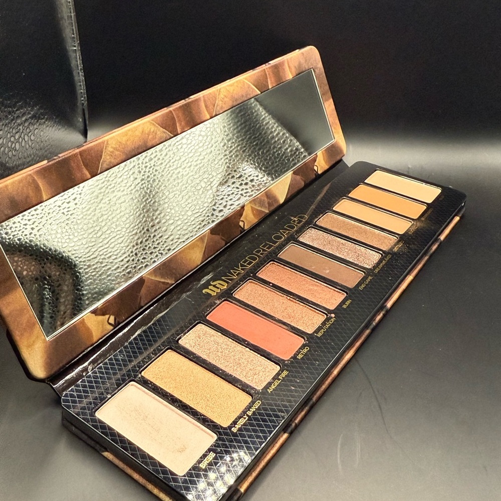 Urban Decay Naked Reloaded Palette - Brown and Gold